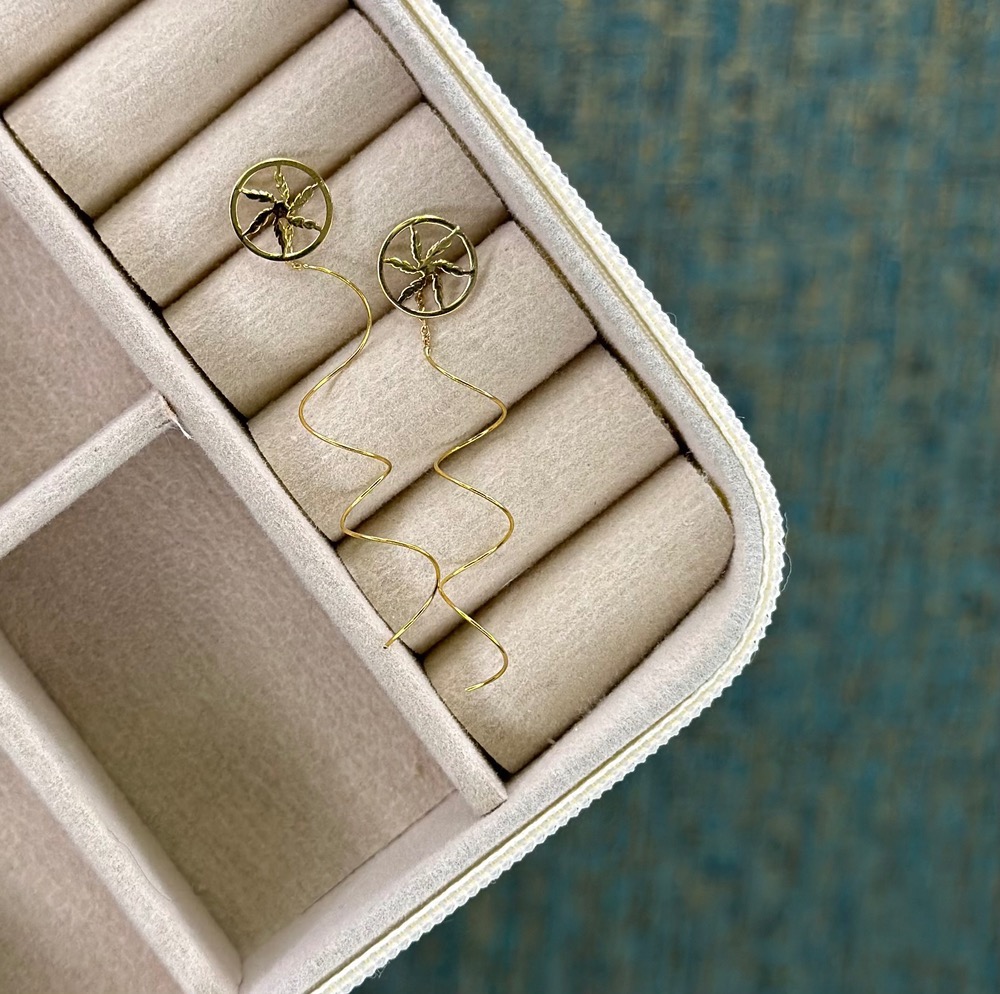 گوشواره کرلی چرخی